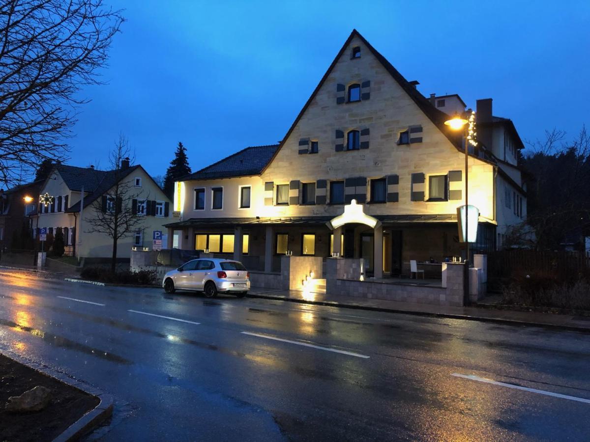 Hotel Wilder Mann Ruckersdorf  Luaran gambar