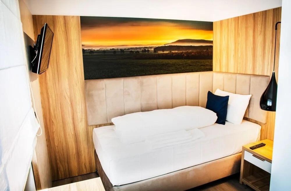 Hotel Wilder Mann Ruckersdorf  Luaran gambar