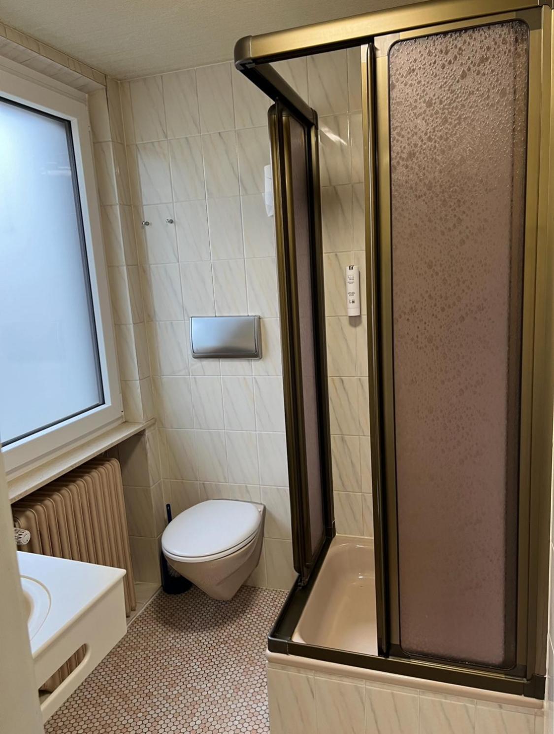 Hotel Wilder Mann Ruckersdorf  Luaran gambar