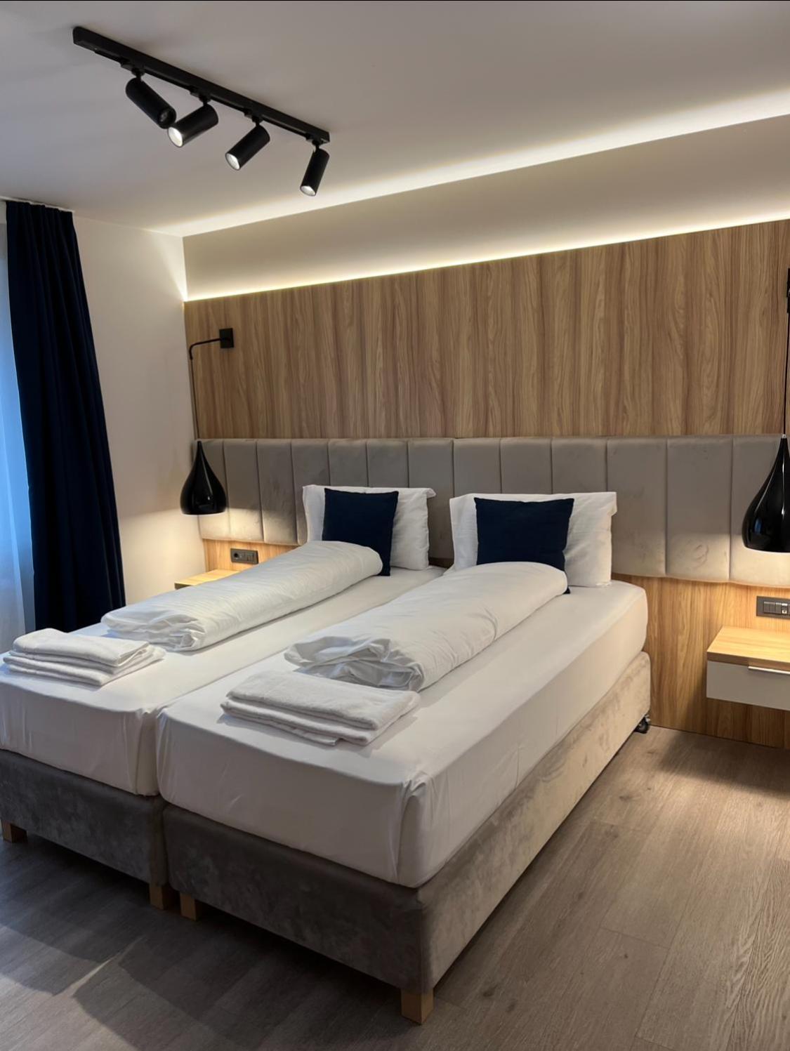 Hotel Wilder Mann Ruckersdorf  Luaran gambar