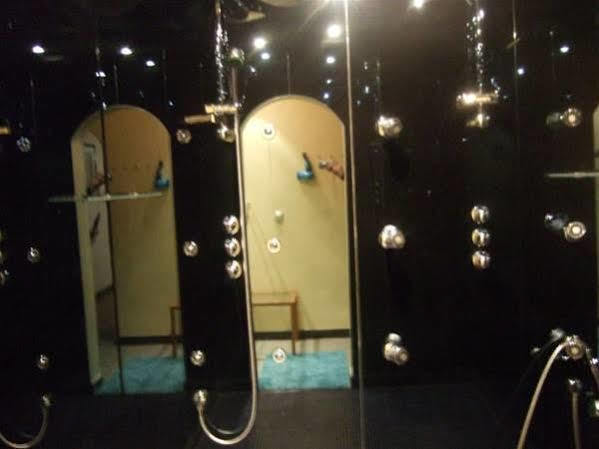 Hotel Wilder Mann Ruckersdorf  Luaran gambar