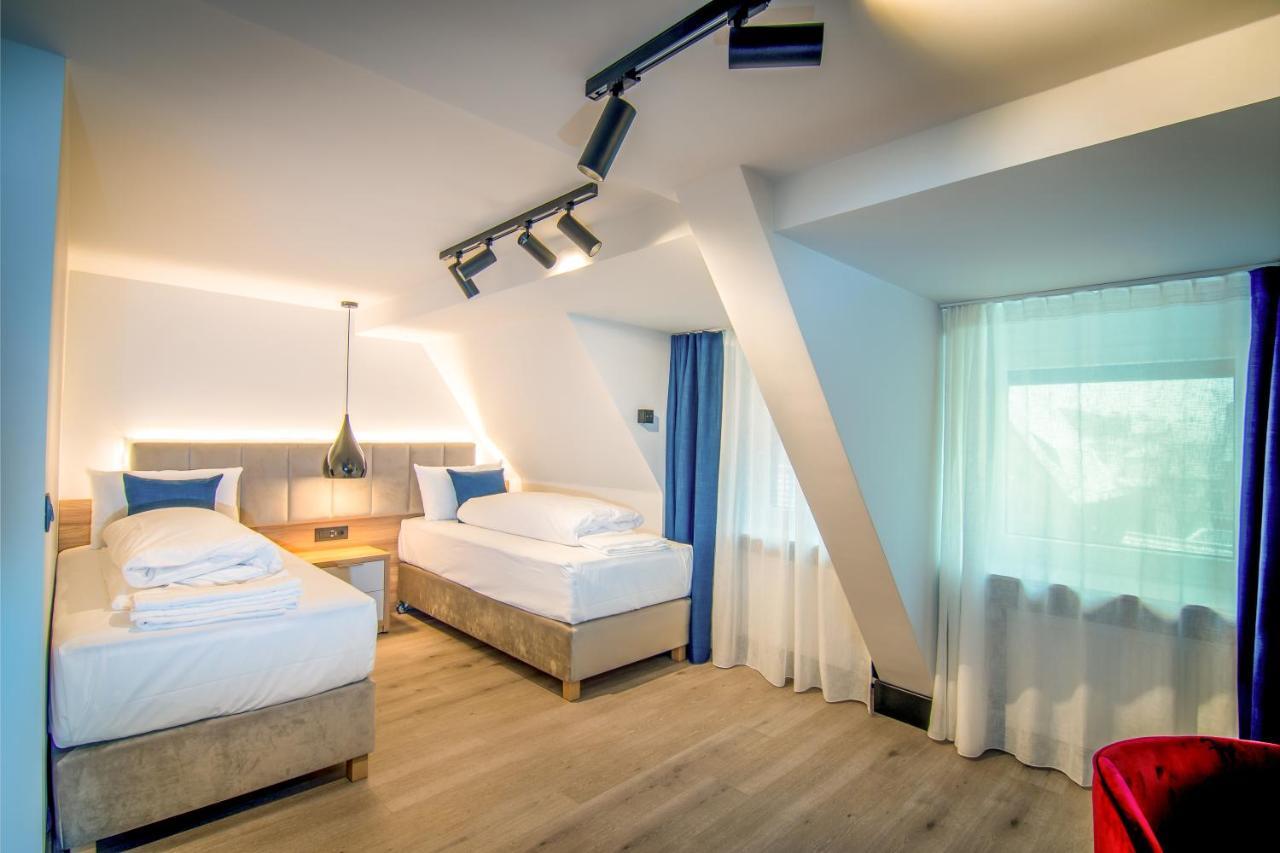 Hotel Wilder Mann Ruckersdorf  Luaran gambar